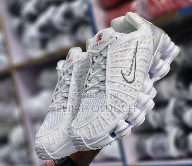 Nike Shoxs - main view