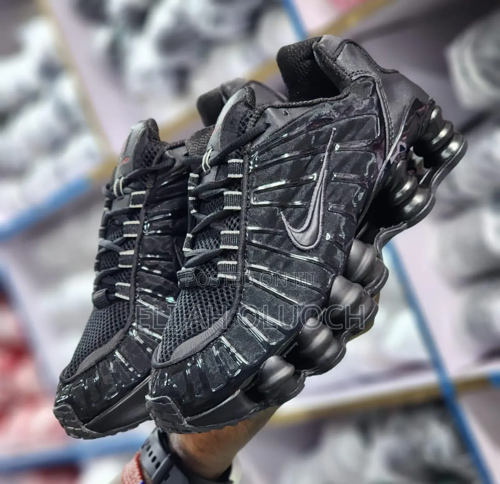 Nike Shoxs