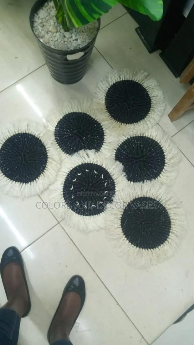 Size 8 Inches Black Home Decor