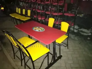 Four Seater Table Unit
