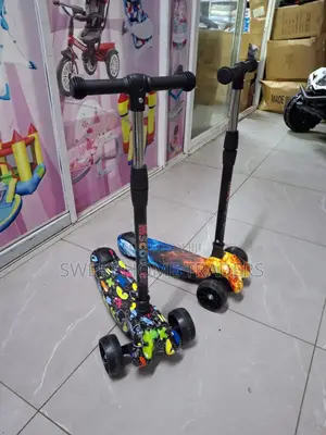 Wide Wheels Scooter With Lights and Melodies