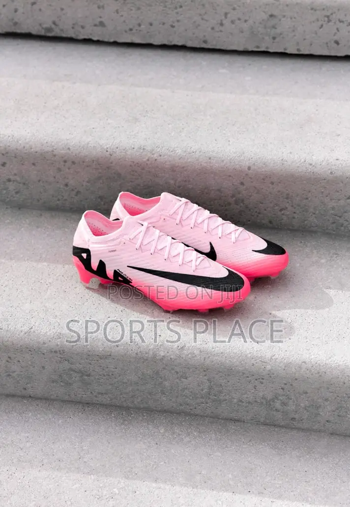 Nike Mad Brilliance Pack Air Zoom Mercurial Football Boots