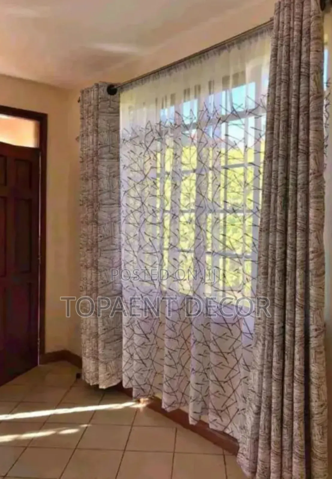 Elegant Looking Window Curtains and Sheers