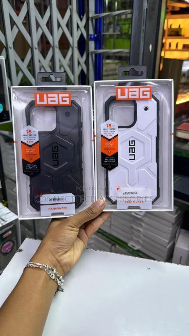 iPhone 16 Pro Max UAG Pathfinder Case - thumbnail 2