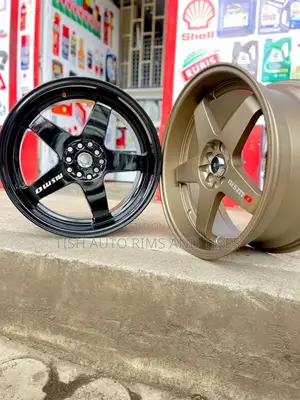 Mismo 18 Inch Staggered Rims Set