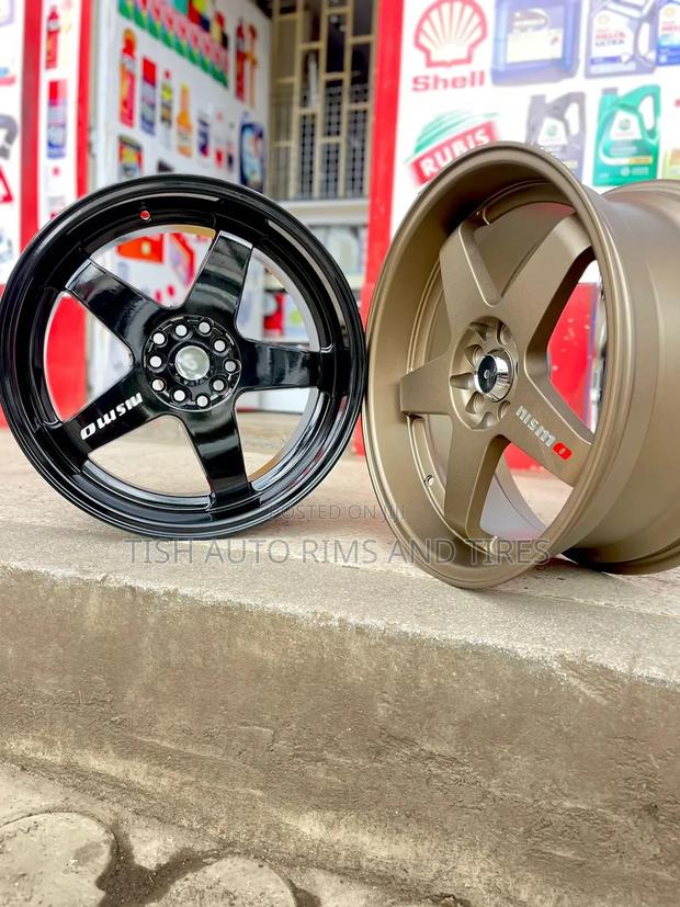 Mismo 18 Inch Staggered Rims Set