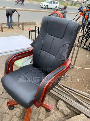 Eexecutive Office Chair