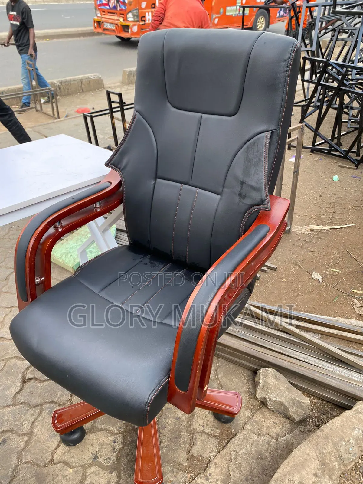 Eexecutive Office Chair