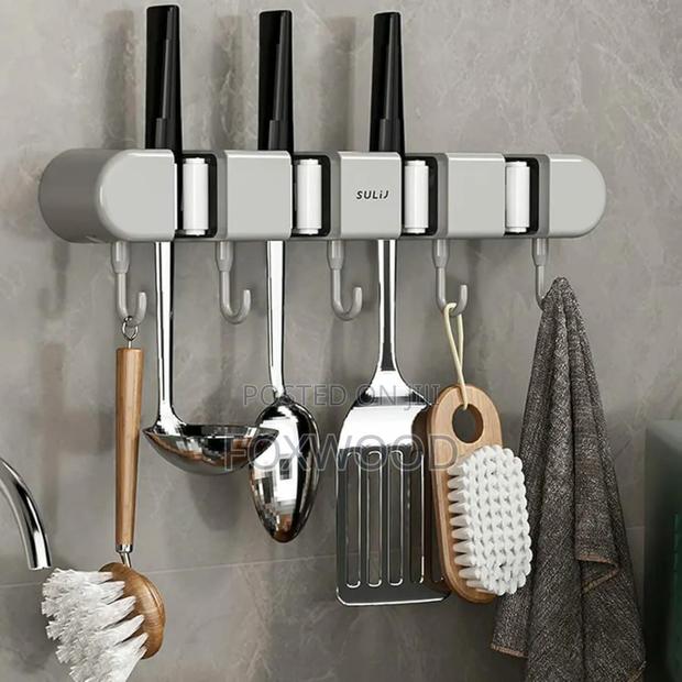 Universal Punch Free Mop Holder - thumbnail 5