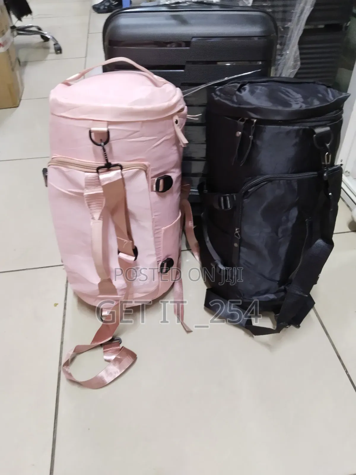 T60 High Quality Duffle Bag/Gym/Travel Bar