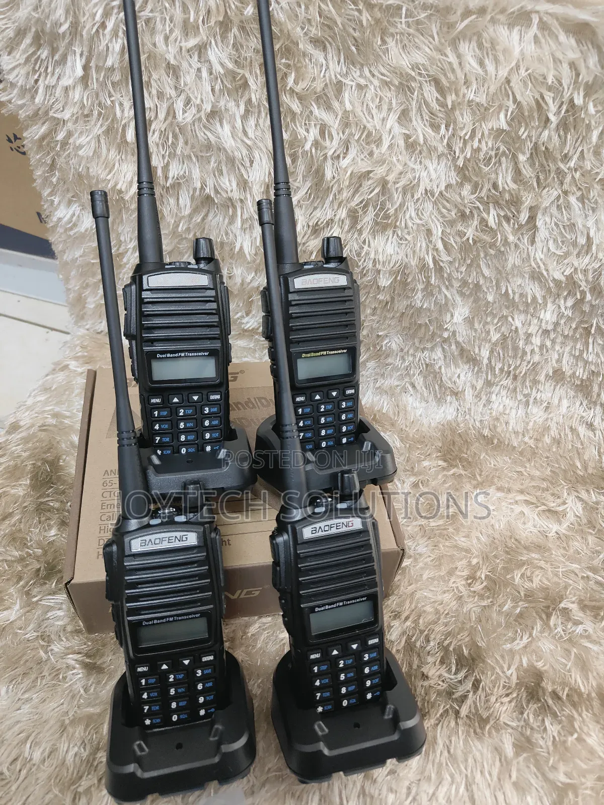 Synchronized 4 Pack Uv 82 Walkie Talkie Radio Call.