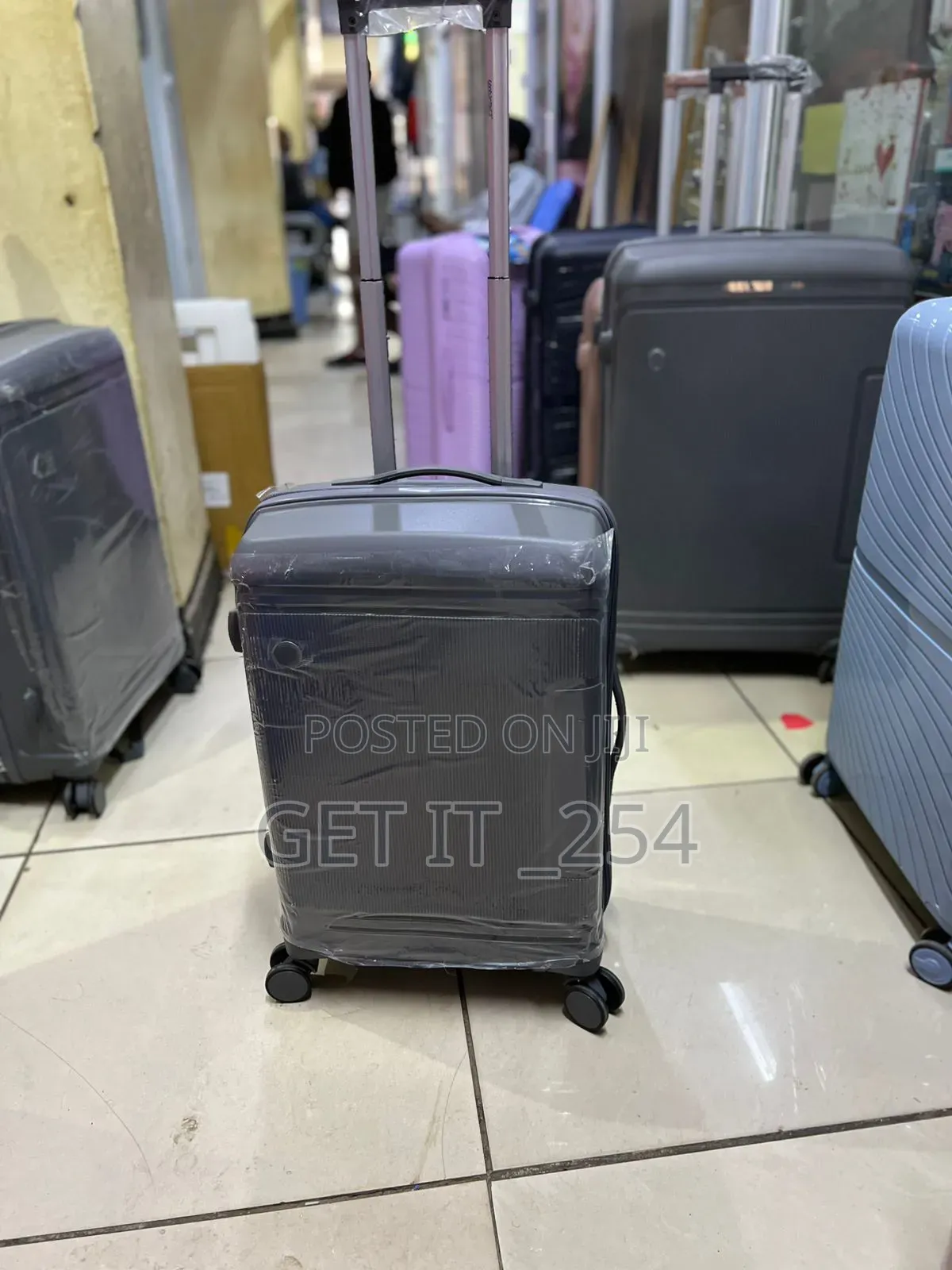 Unbreakable Rubber Suitcase PP MEDIUM