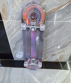 High-Performance Adult Skateboard – Durable Deck for Tricks
