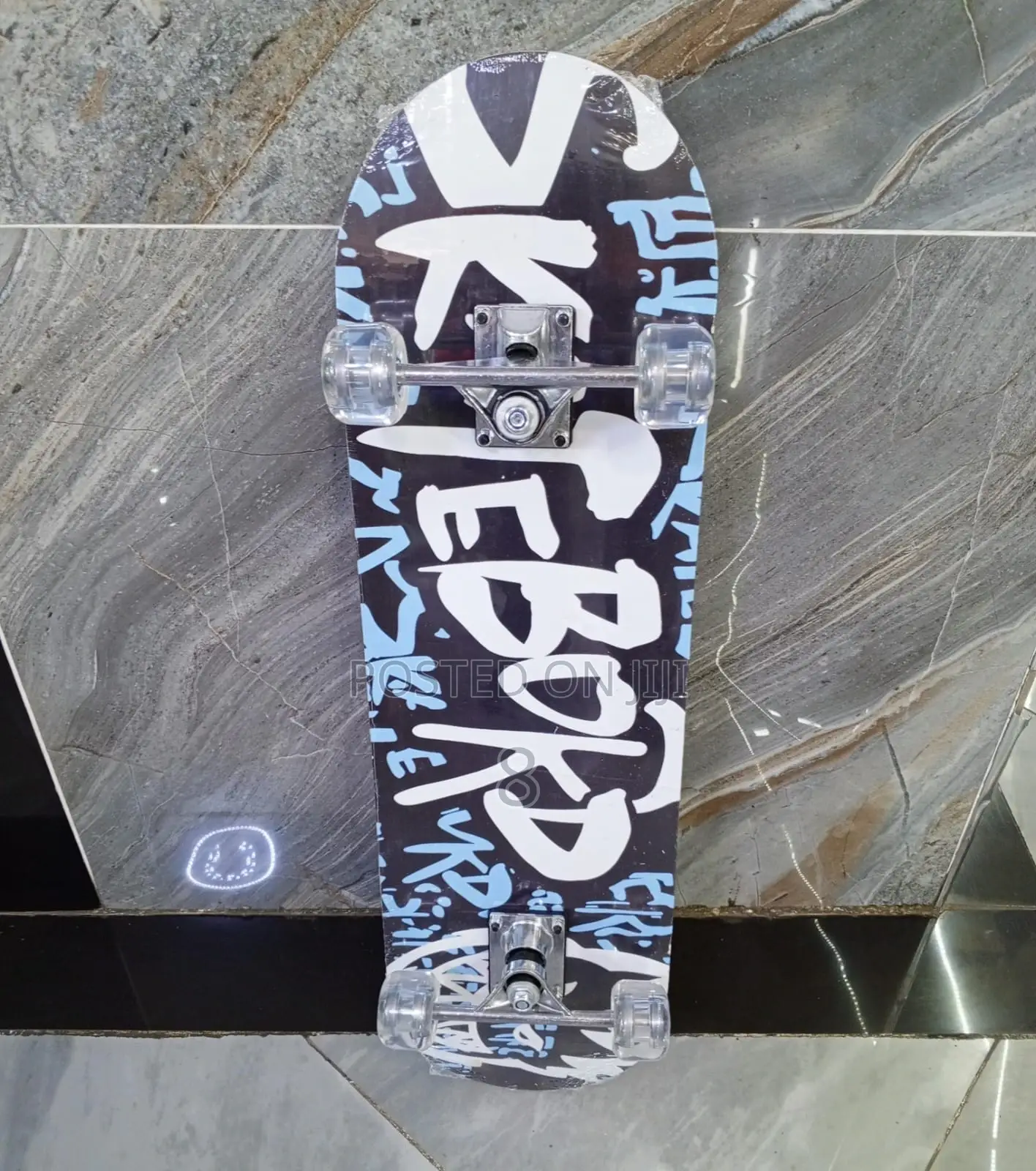 High-Performance Adult Skateboard – Durable Deck for Tricks