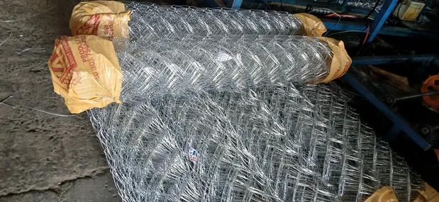 Galvanised Chainlink Gauge 14g - main view