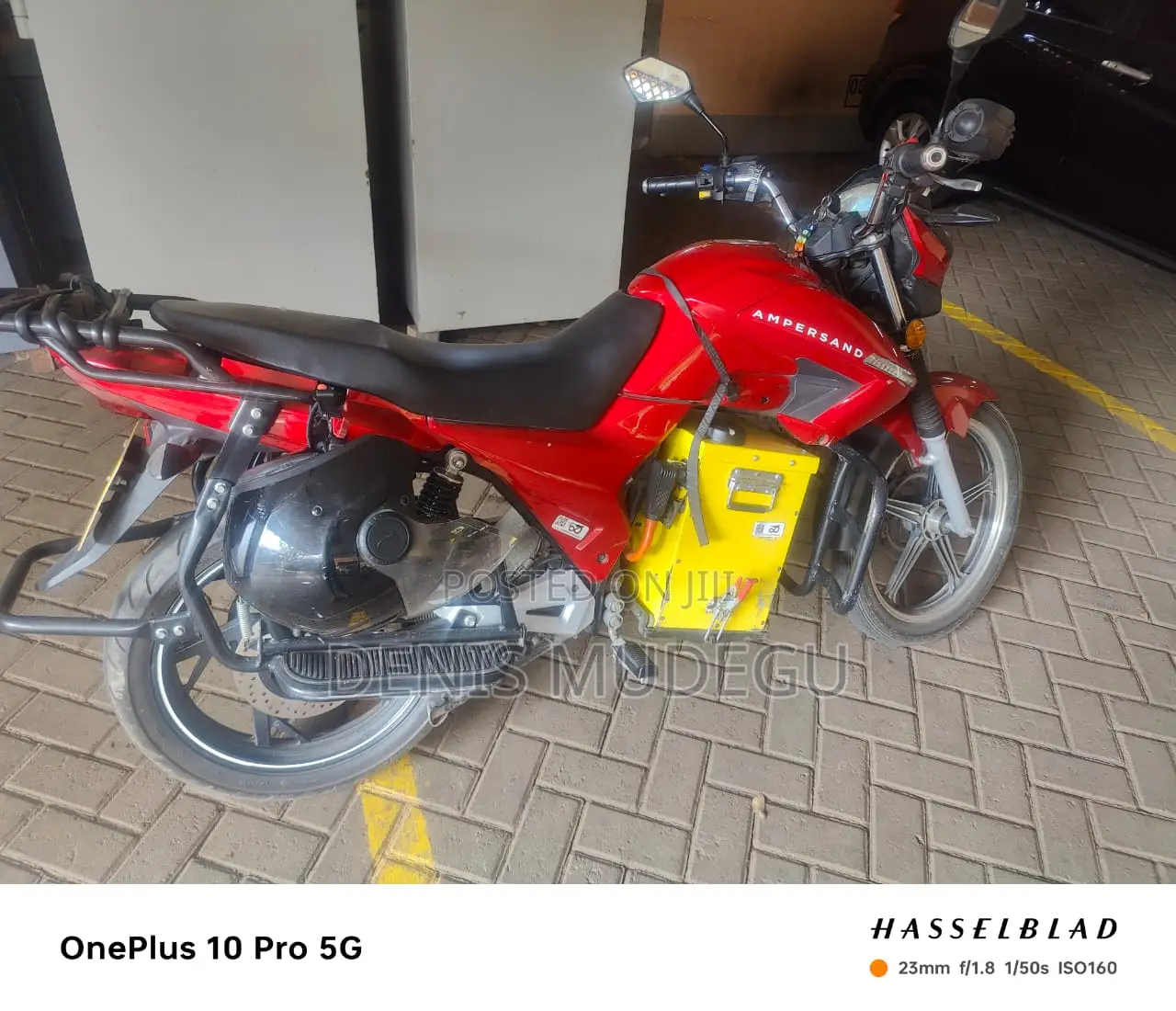 Motorcycle 2023 Red