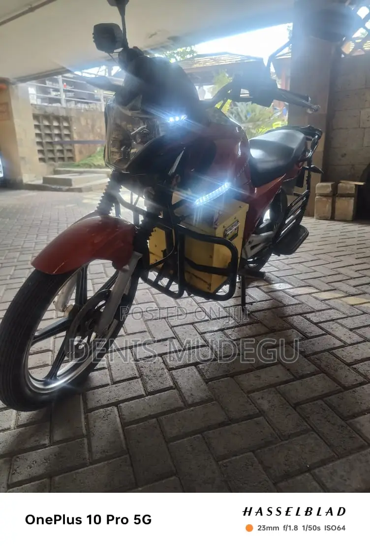 Motorcycle 2023 Red
