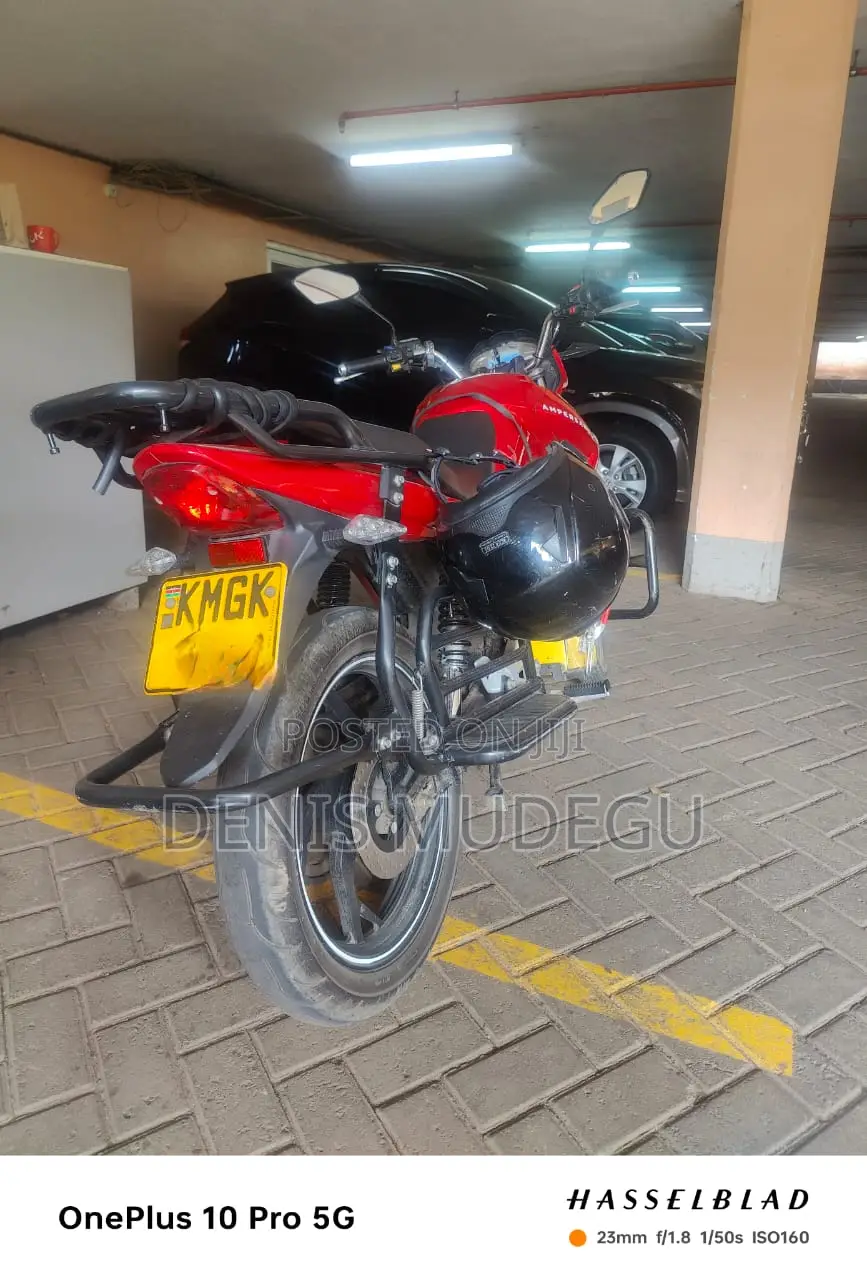 Motorcycle 2023 Red