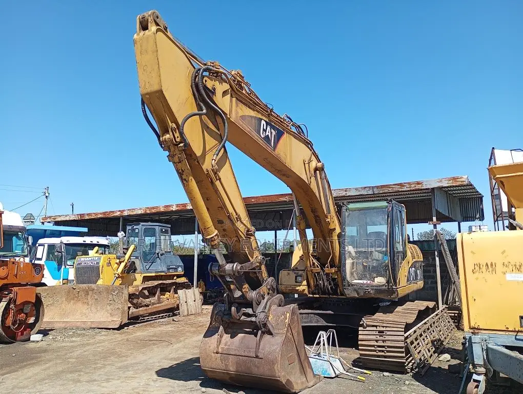 Used CAT 320 CL Excavator