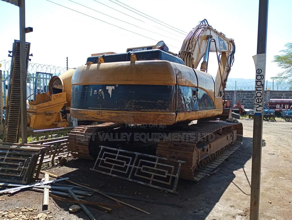 Used CAT 320 CL Excavator