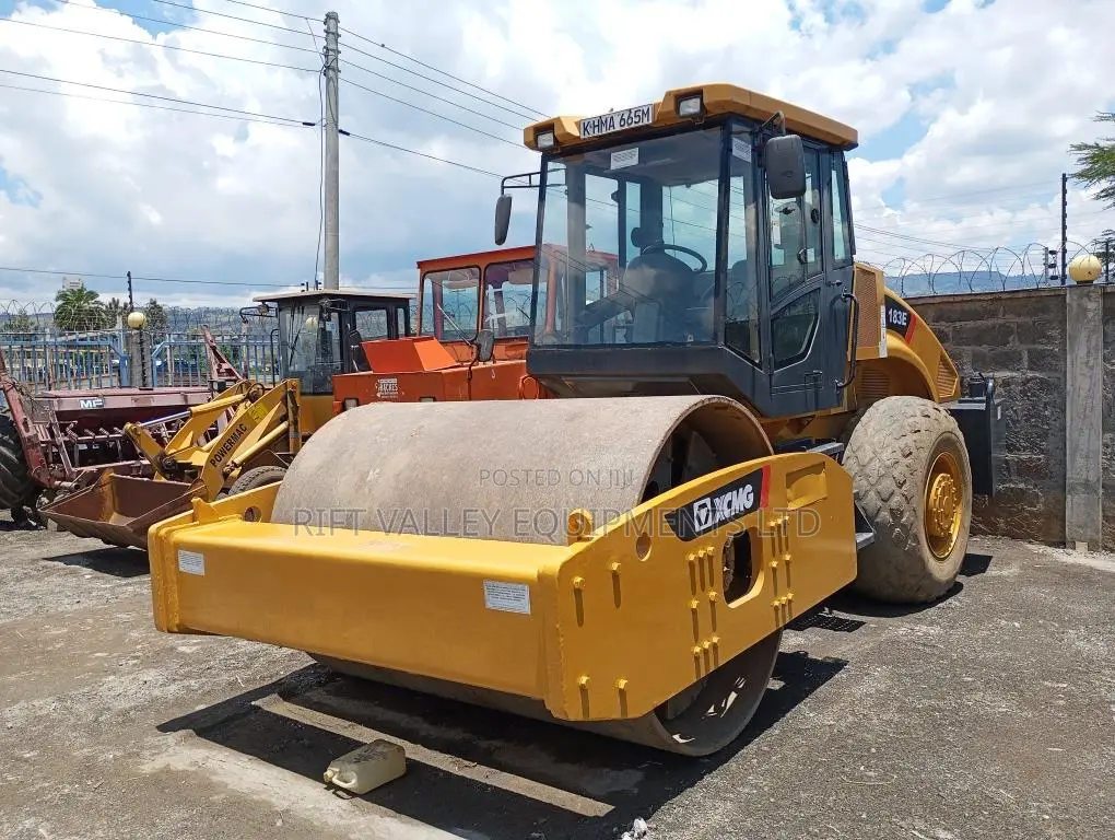 Single Drum Road Roller XCMG XS183E