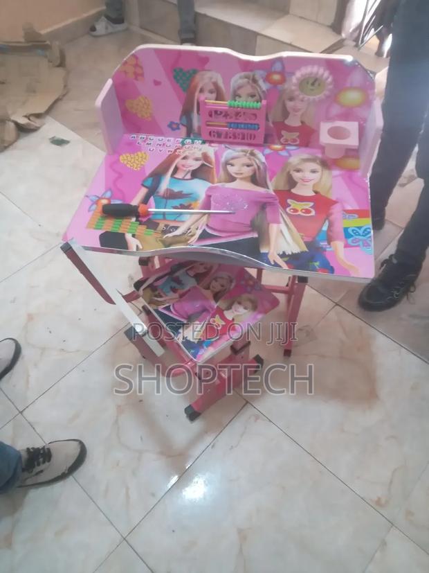 Studying Table/Kids Table - main view