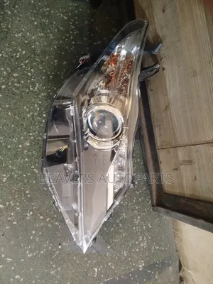 Auris 2015 Headlight Non Zenon