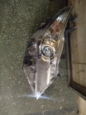 Auris 2015 Headlight Non Zenon