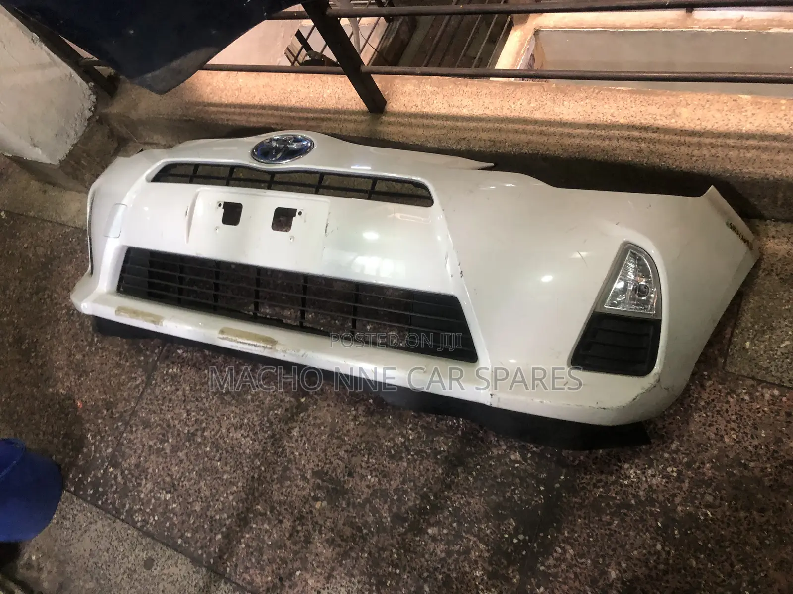 Toyota Prius 2010 Front Bumper