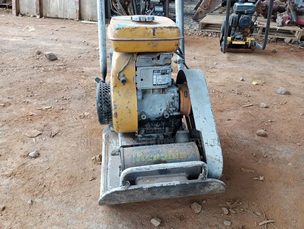 Kenshin Vibrating Plate Compactor