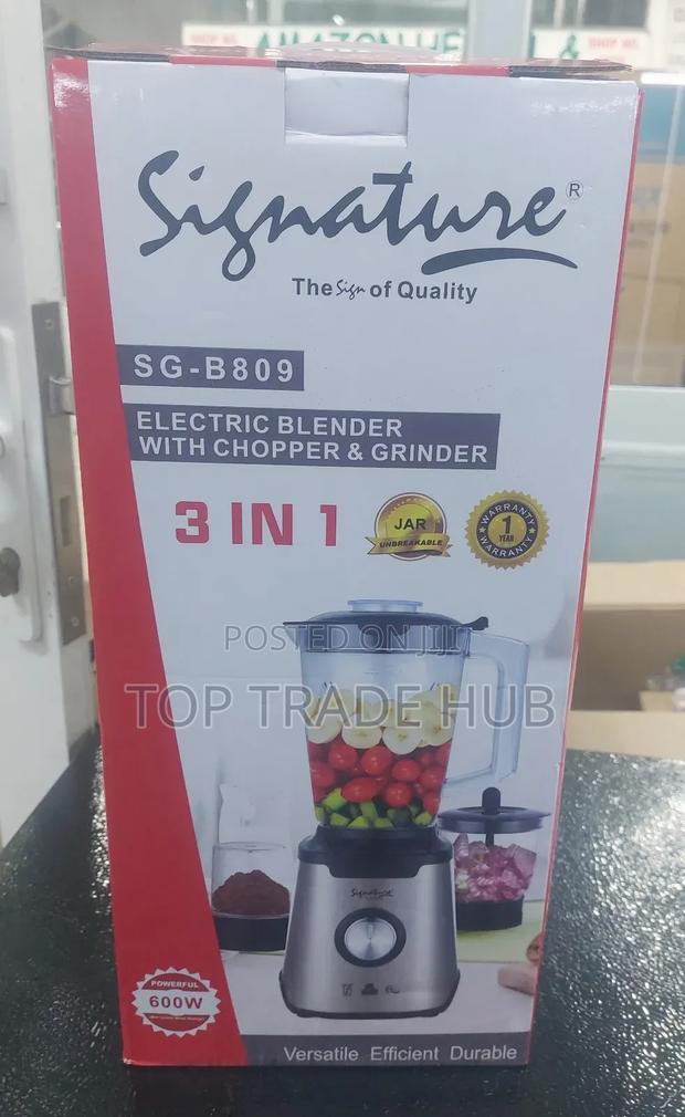 Powerful Signature Blender 3in1 600 Watts - main view