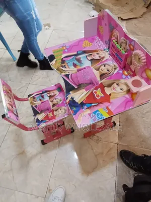 Kids Table Pink.
