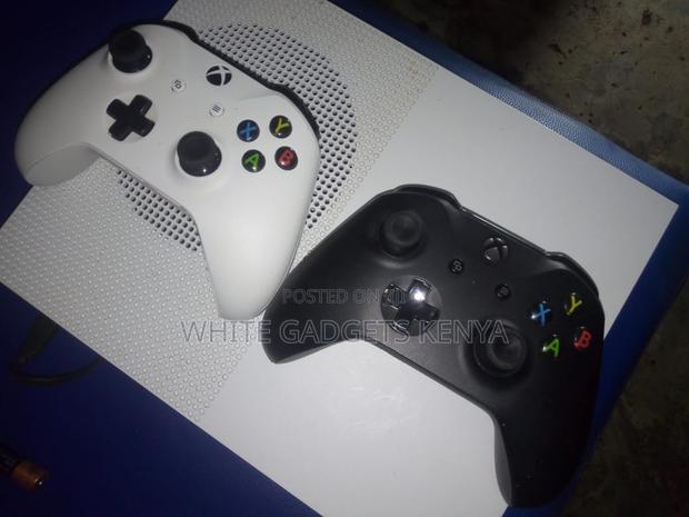 Xbox One S 1tb