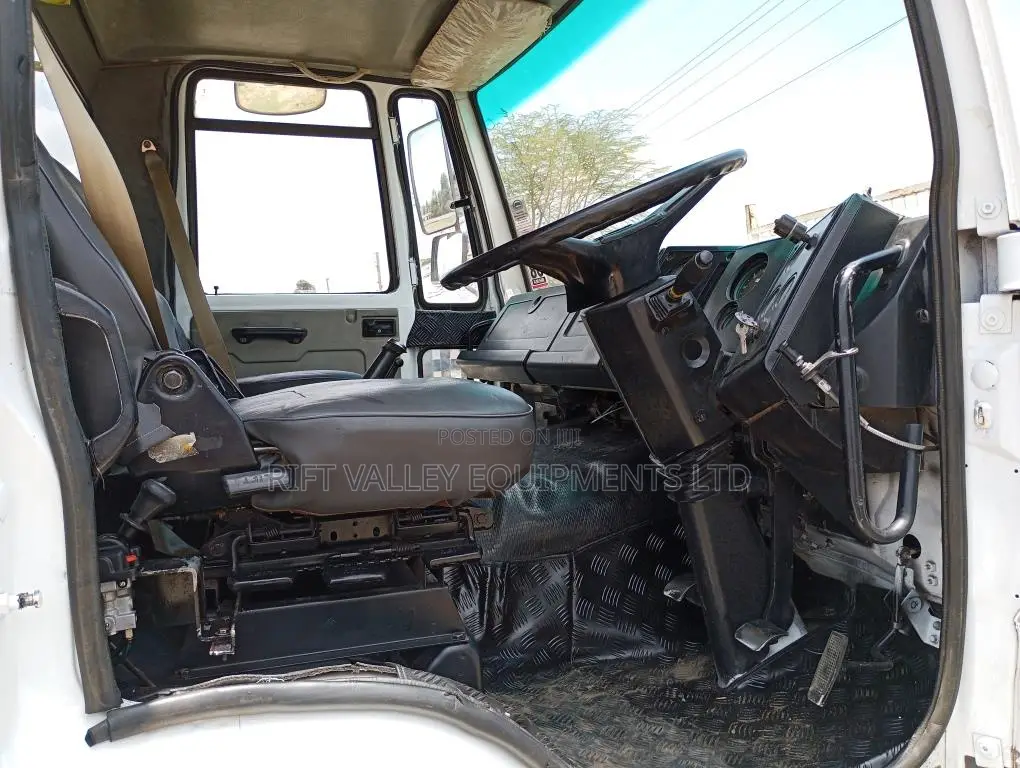 Ashok Leyland 2516 Tipper in Excellent Condition