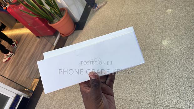 Apple Watch Series 10 46mm - thumbnail 4