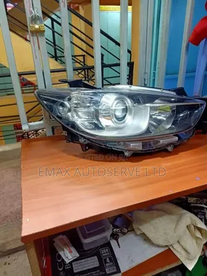 Headlight Mazda CX-5 Xenon Inbuilt 5 Pin