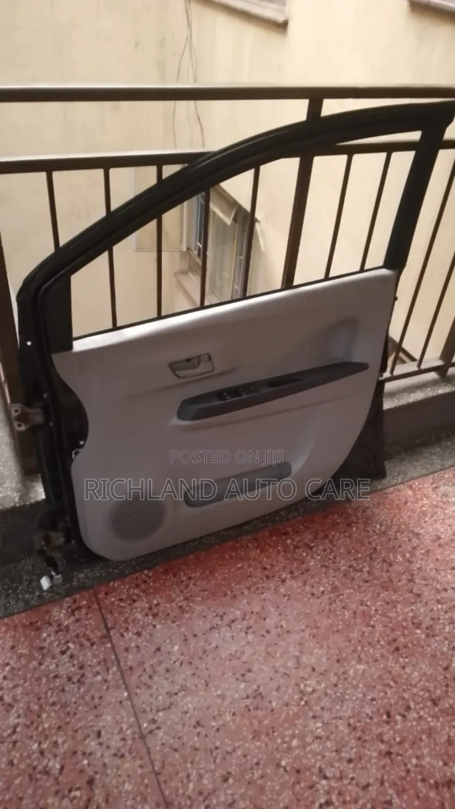 Front Door Daihatsu Mira La300