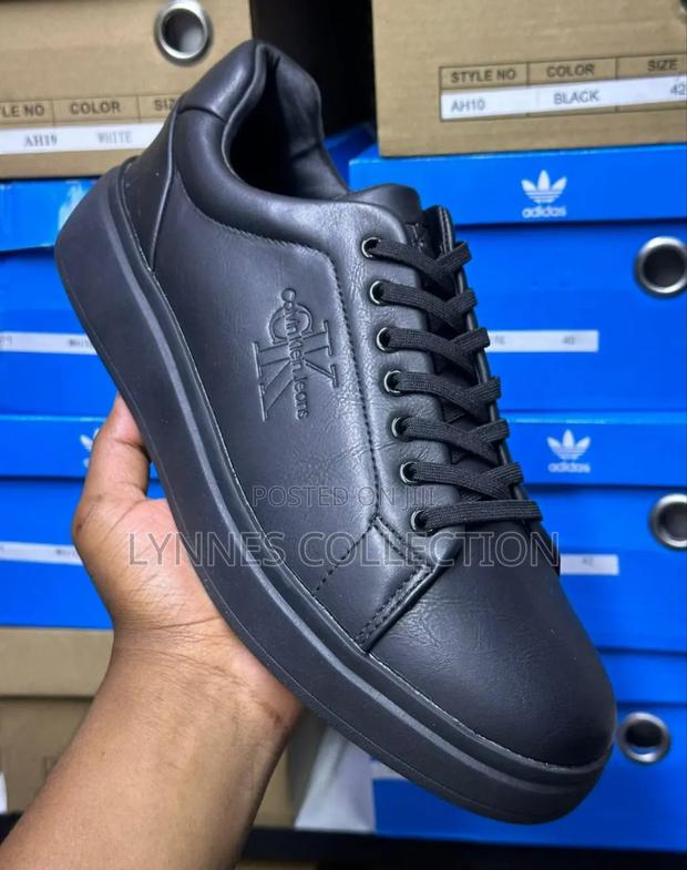 Ck Casuals, Plain Ck Casuals