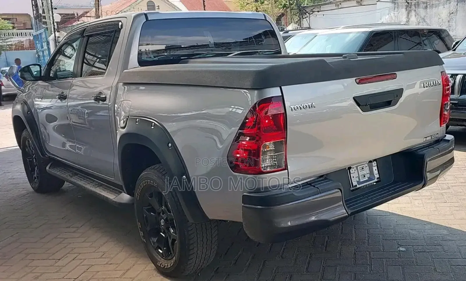 Toyota Hilux 2019 Silver