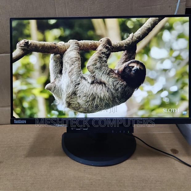 Desktop Computer Lenovo ThinkCentre Neo 30A 8GB AMD SSD 256GB - thumbnail 2