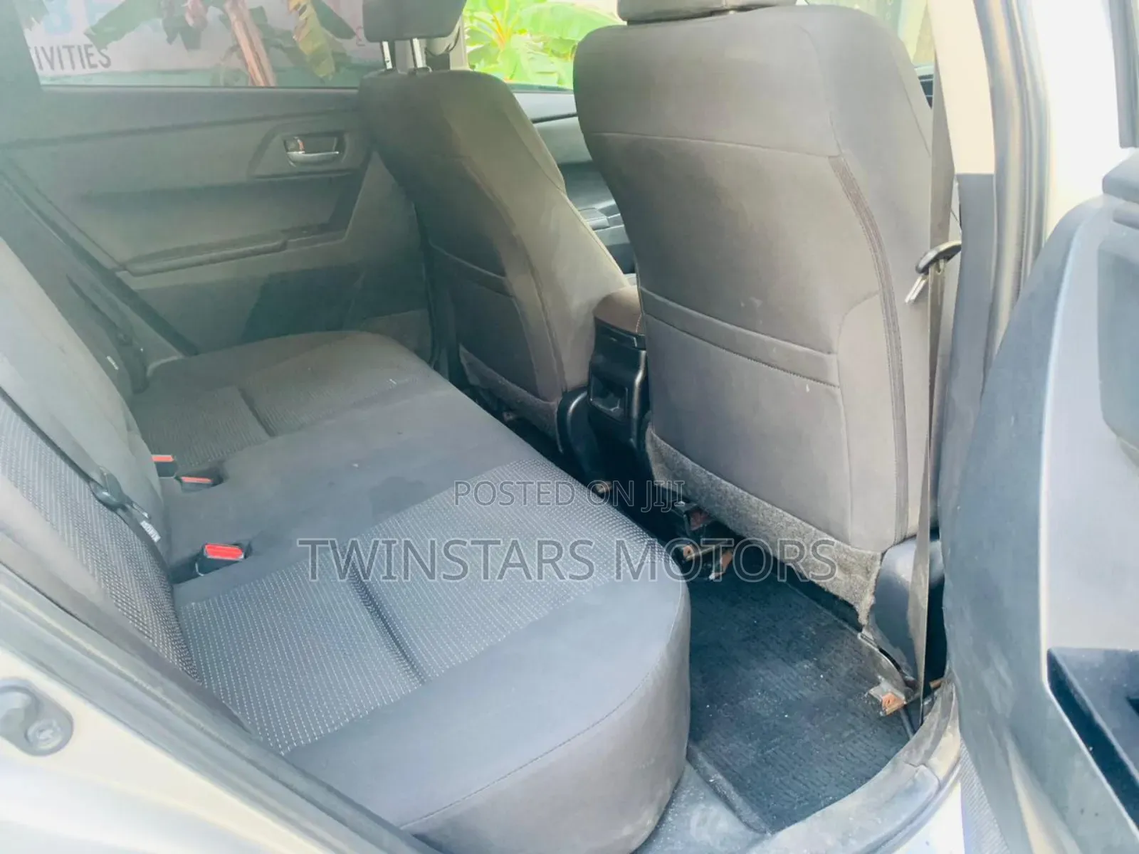 Toyota Auris 2015 Gray