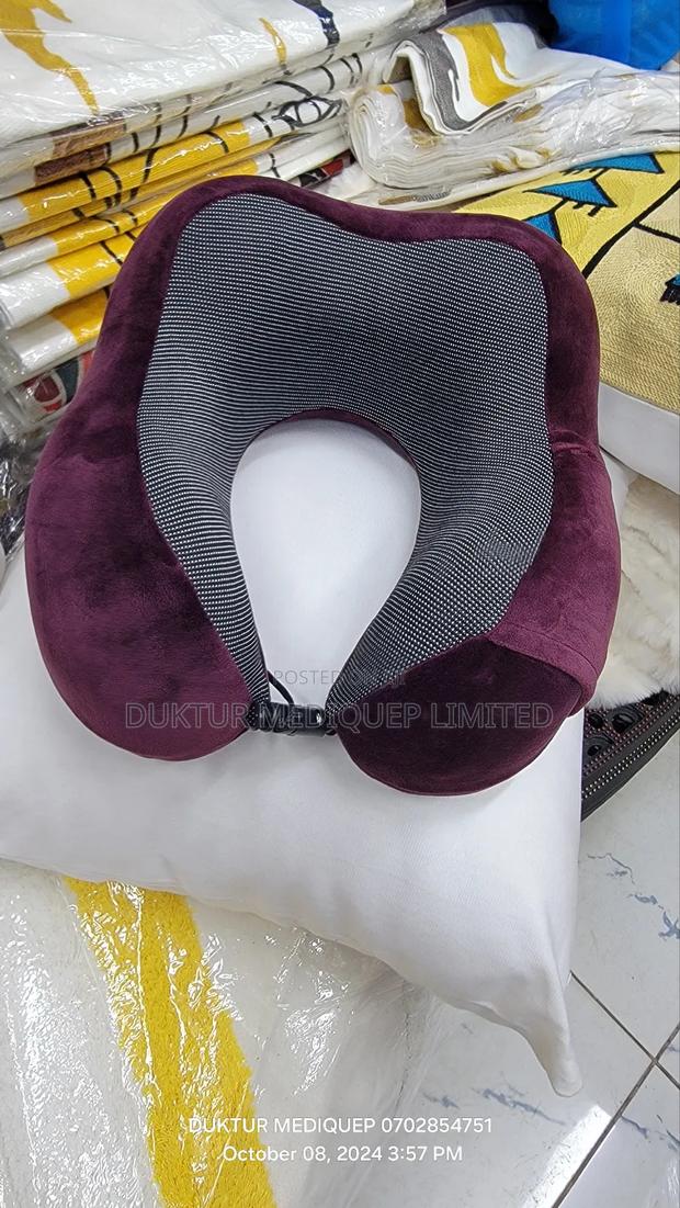 Travel Neck Pillow - thumbnail 3