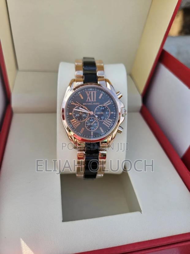 Ladies Micheal Kors - thumbnail 4