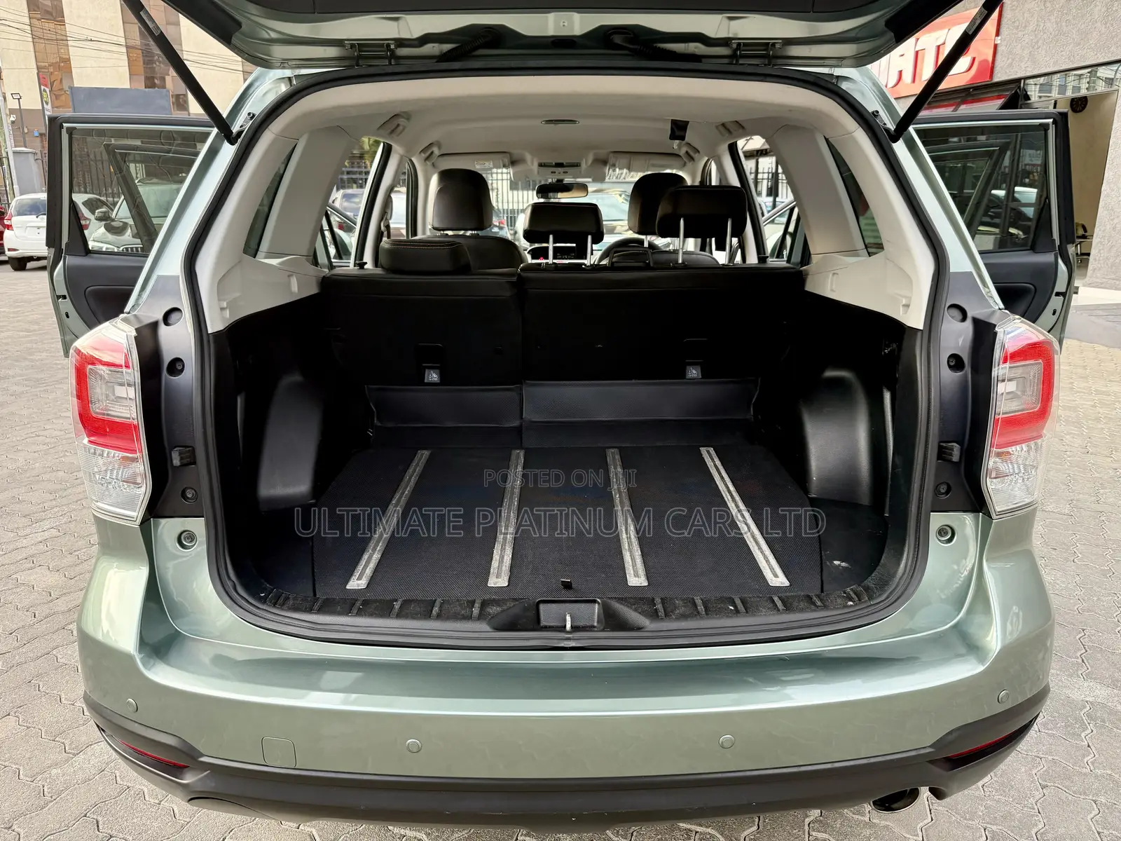 Subaru Forester 2.0XT Premium AWD 2017 Green
