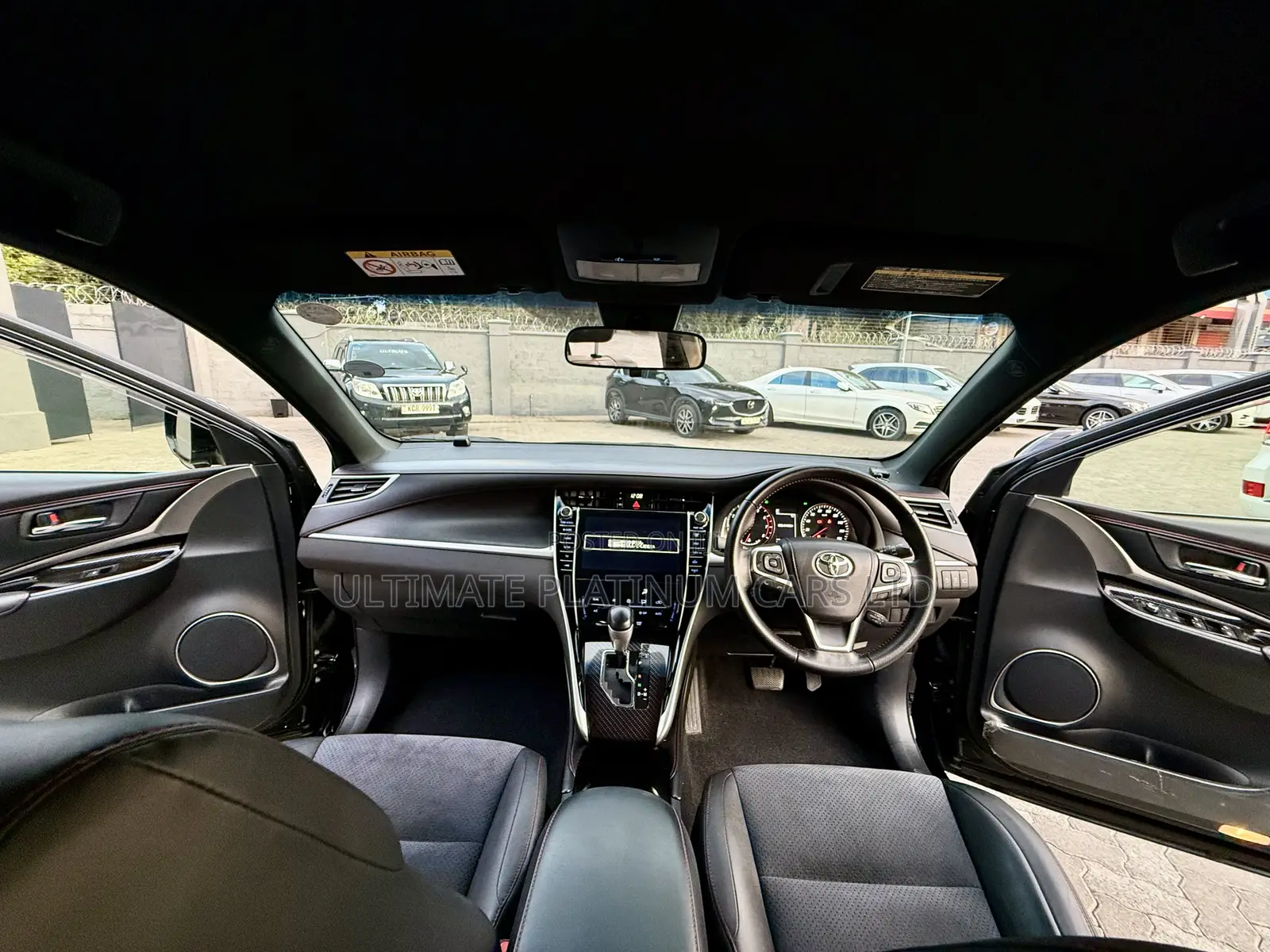 Toyota Harrier 2.0 Turbo 4WD 2017 Black