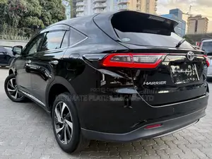 Toyota Harrier 2.0 Turbo 4WD 2017 Black