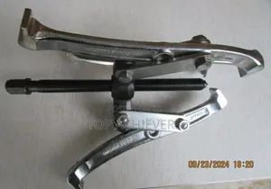 3 Jaw Gear Puller 8"
