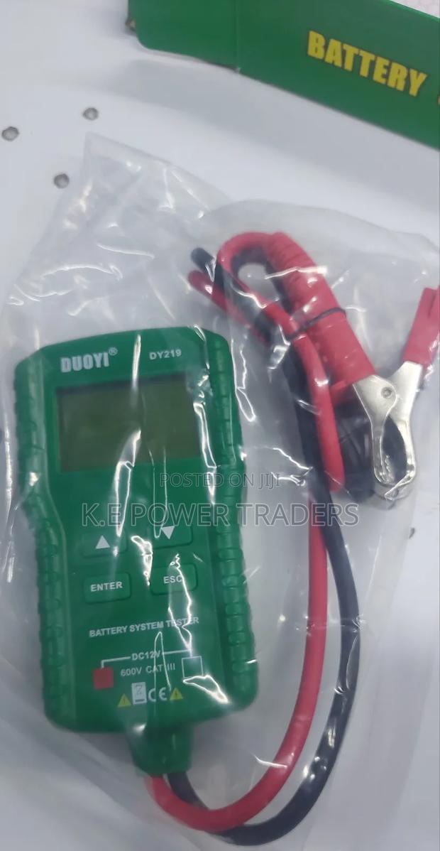 Fully Digital Battery Tester - main view