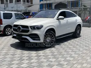 Mercedes-Benz GLE-Class GLE 400d 4MATIC 2020 Pearl