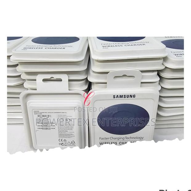 Samsung *15W* Wireless Fast Charging Pads Available - thumbnail 2